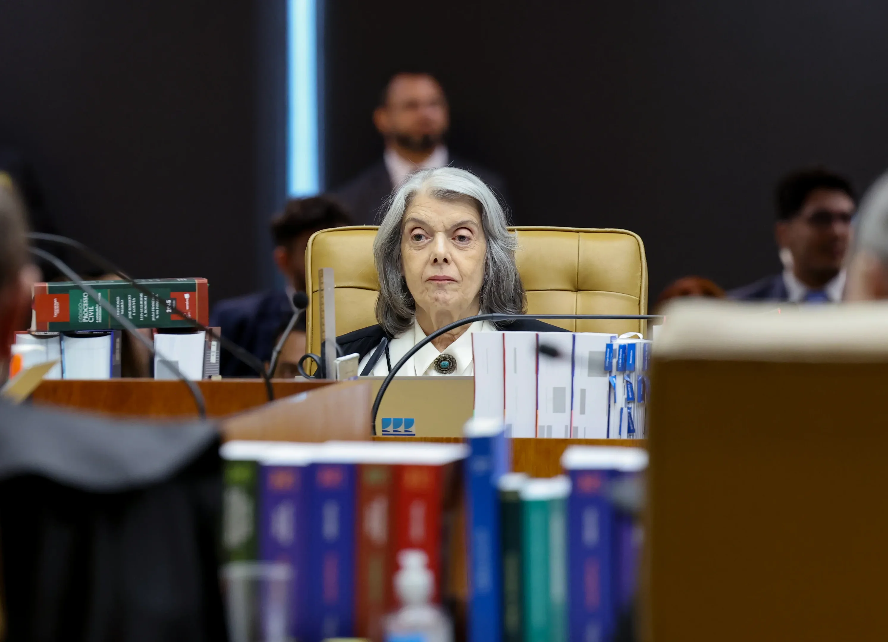 Cármen Lúcia vota para julgar Moraes e Mendonça separadamente em plenário do STF