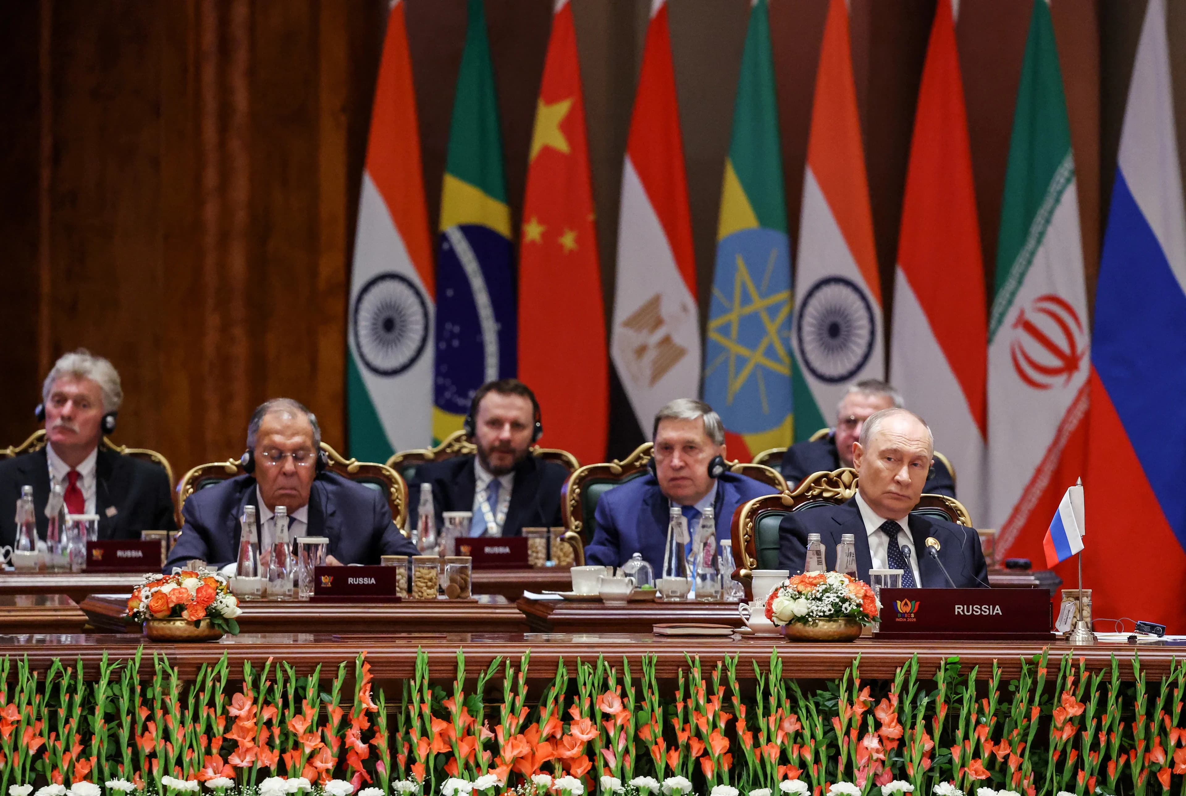 BRICS terá presidência chinesa em 2027 com foco em IA e indústria